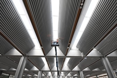 北京豐臺火車站全面展開室內外裝修 預計年底投入運營